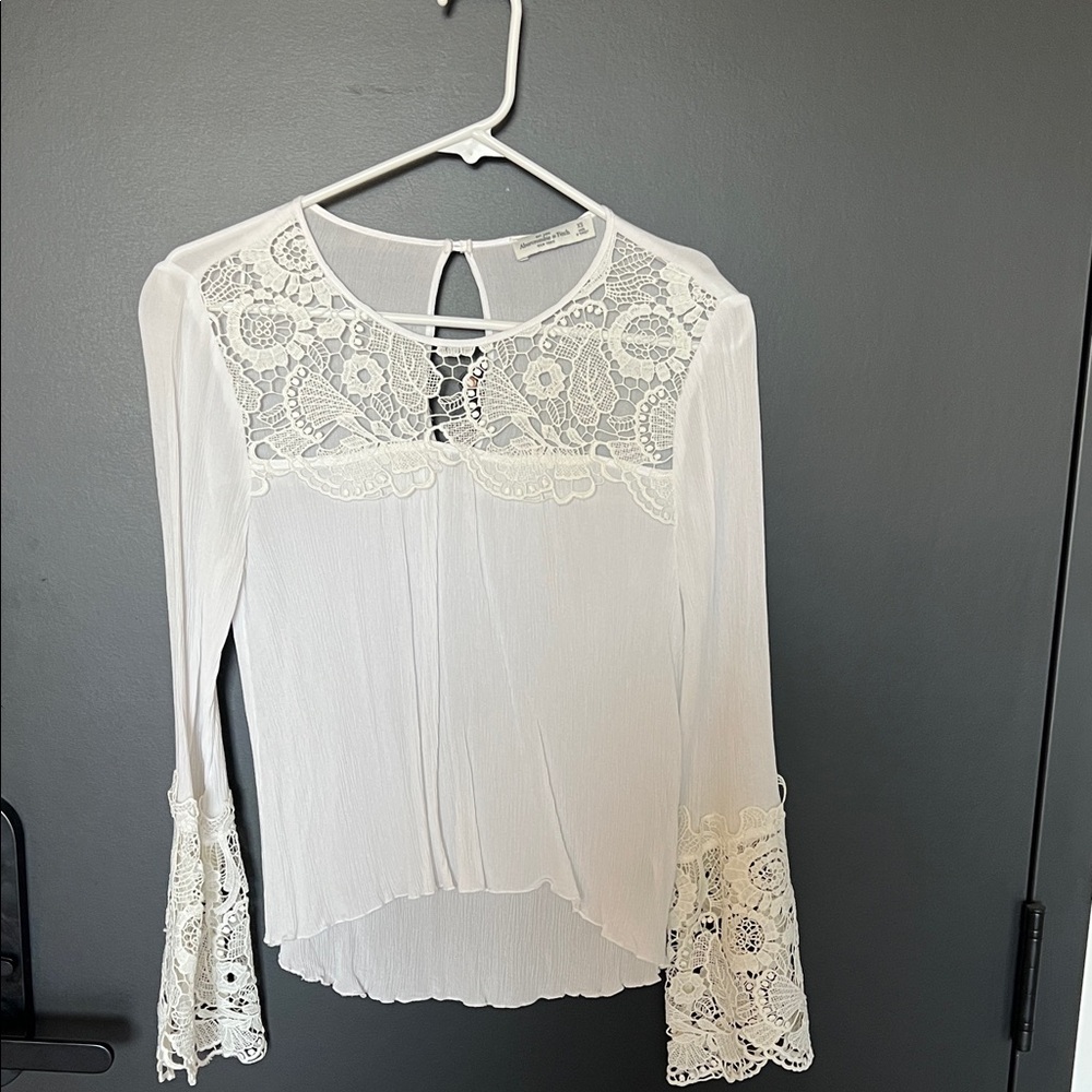 Abercrombie & Fitch Cream Lace Blouse